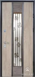 Декоративная входная дверь с ковкой-52
