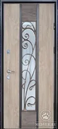 Декоративная входная дверь с ковкой-55